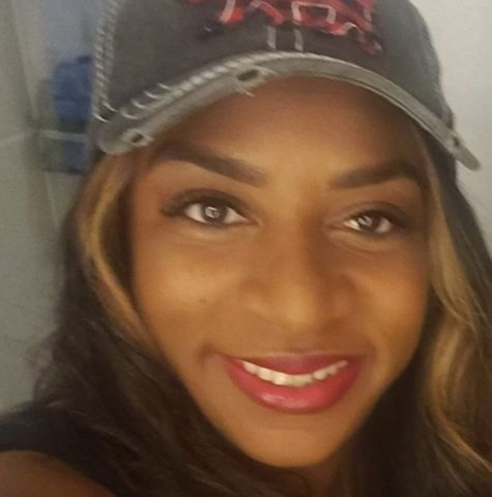 Meet your Posher, Tonya